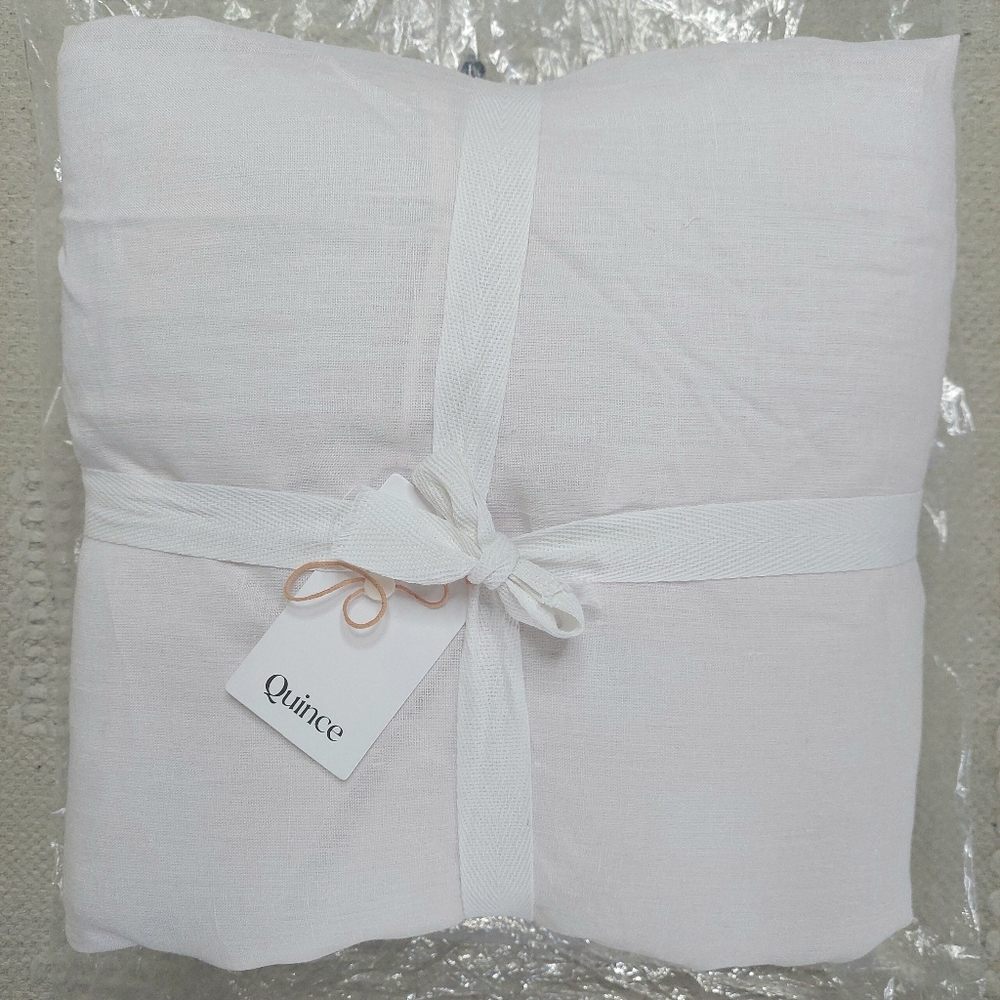 NWT! Quince Blackout Linen Vintage Blush Curtains Set Of 2! 48"x 96" (C111) - Picture 5 of 10